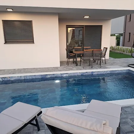 Ilma Villa *